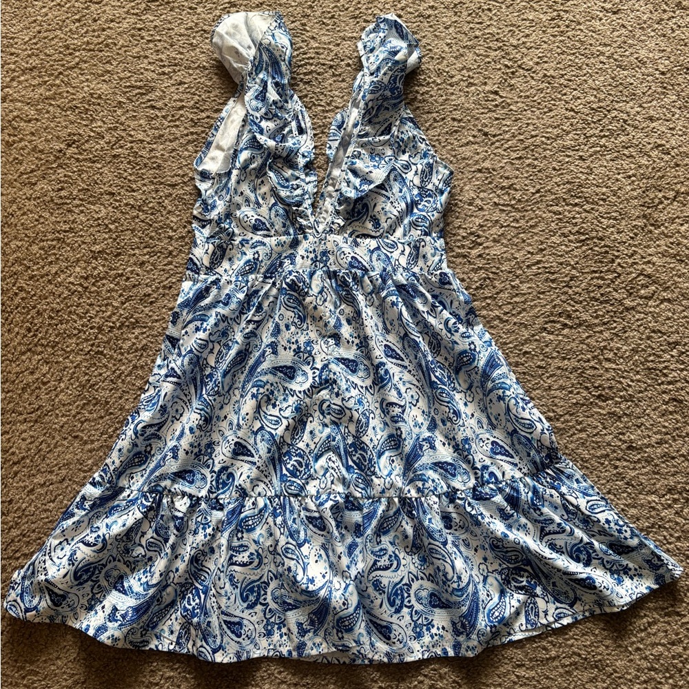 Cupshe ruffle v-neck printed dress, NWT